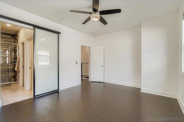 2624 Aperture Cir, San Diego, CA 92108