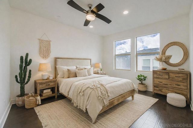 2624 Aperture Cir, San Diego, CA 92108