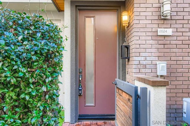 2624 Aperture Cir, San Diego, CA 92108