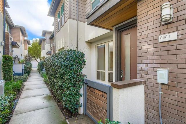 2624 Aperture Cir, San Diego, CA 92108