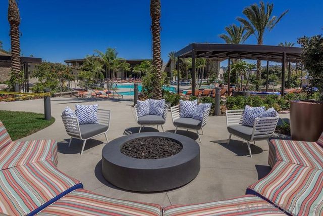 2624 Aperture Cir, San Diego, CA 92108