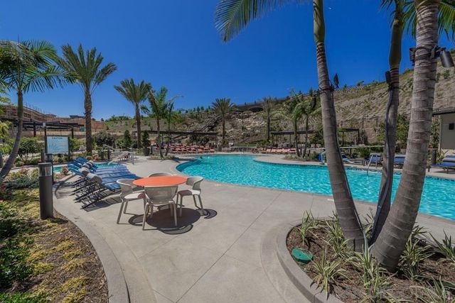 2624 Aperture Cir, San Diego, CA 92108