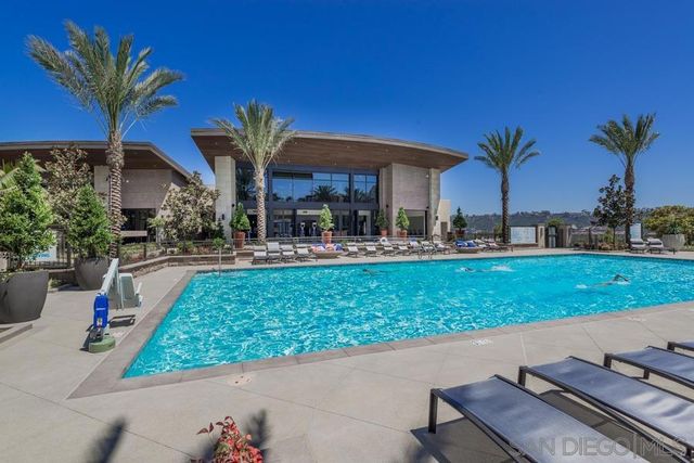 2624 Aperture Cir, San Diego, CA 92108