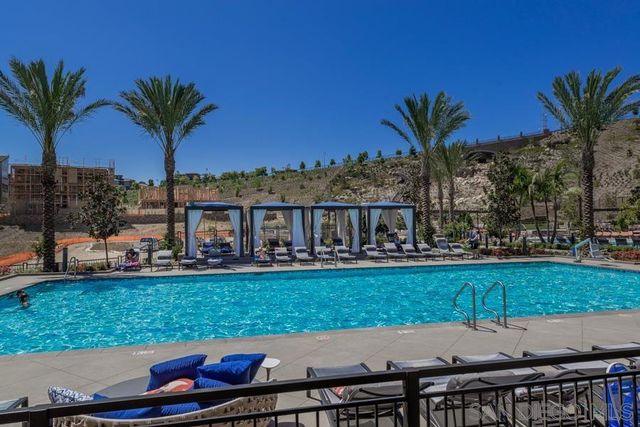 2624 Aperture Cir, San Diego, CA 92108