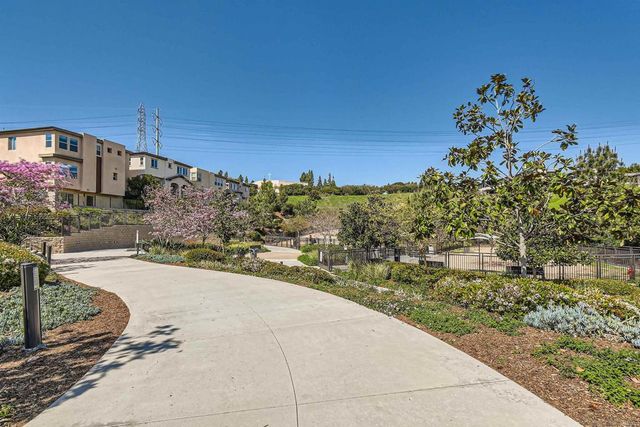 2624 Aperture Cir, San Diego, CA 92108