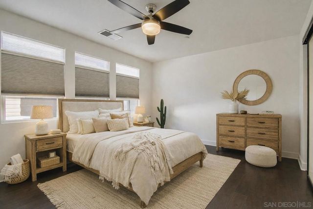 2624 Aperture Cir, San Diego, CA 92108