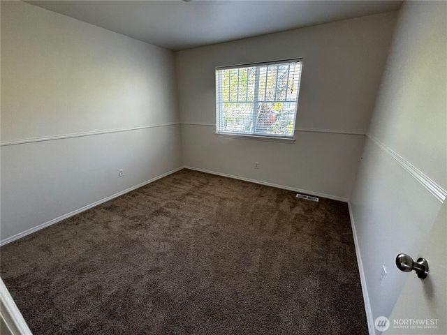 2168 McDonald Avenue, Dupont, WA 98327