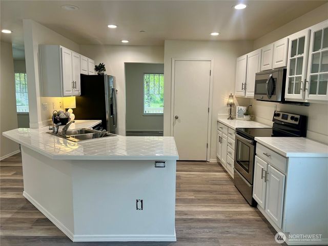 2168 McDonald Avenue, Dupont, WA 98327
