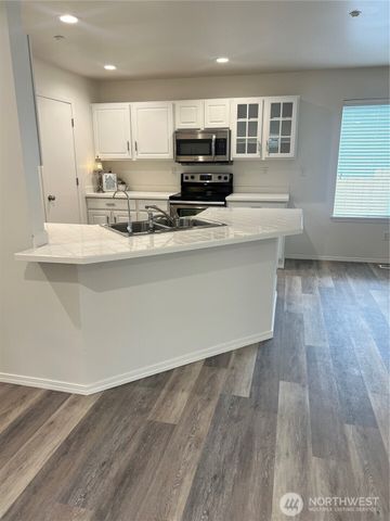 2168 McDonald Avenue, Dupont, WA 98327