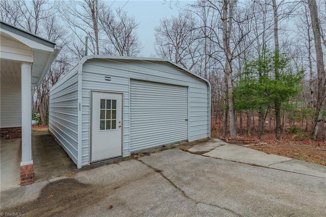 3354 Haystack Road, Mount Airy, NC 27030