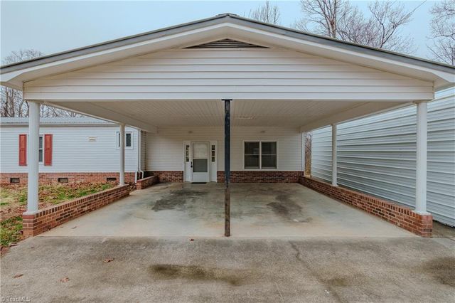 3354 Haystack Road, Mount Airy, NC 27030