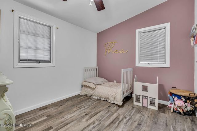 11 Glen Avenue, Old Bridge, NJ 08857