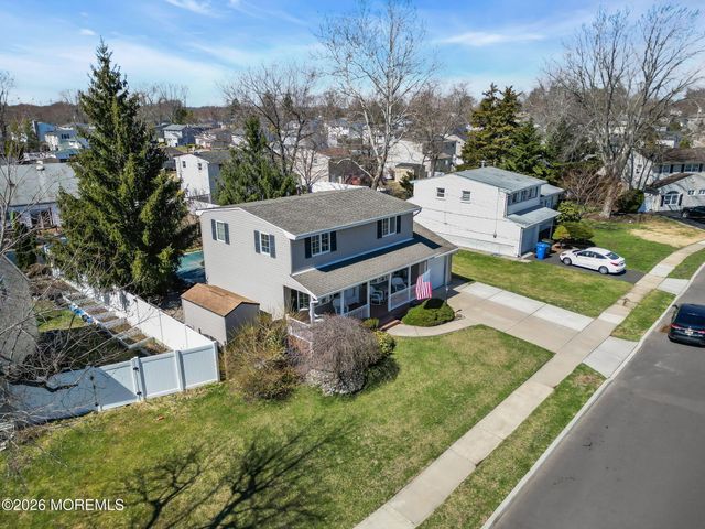 11 Glen Avenue, Old Bridge, NJ 08857