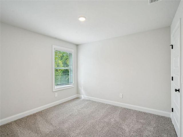 938 Brookshade Trail, Lawrenceville, GA 30045