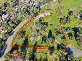 29951 N Lilley Way, Coarsegold, CA 93614