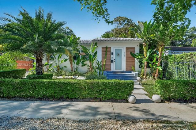 725 NE 81st St, Miami, FL 33138