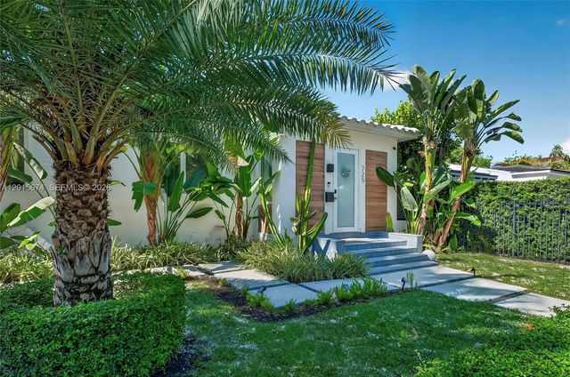 725 NE 81st St, Miami, FL 33138
