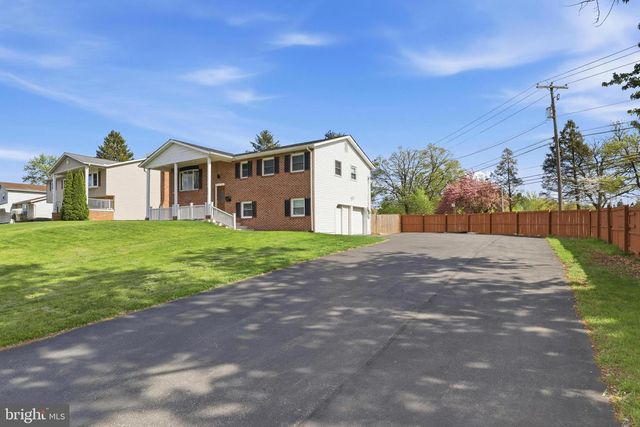 604 D ST, Carlisle, PA 17013