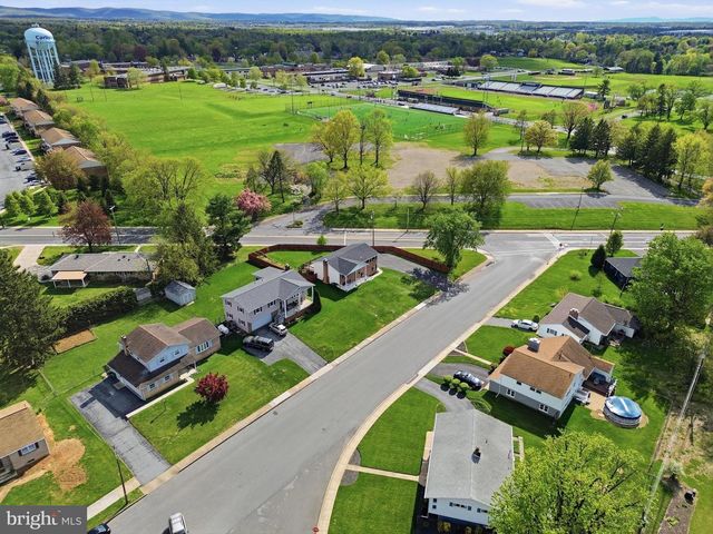 604 D ST, Carlisle, PA 17013