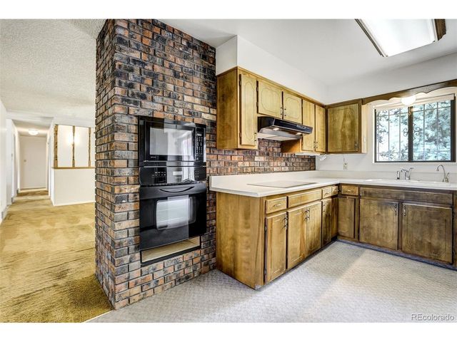2845 Valencia Rd, Colorado Springs, CO 80917