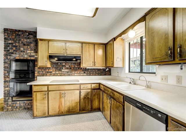 2845 Valencia Rd, Colorado Springs, CO 80917