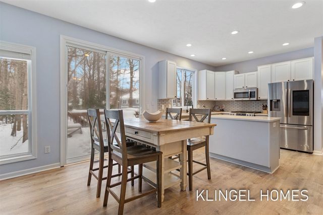 328 Boulder Drive, Norton Shores, MI 49441