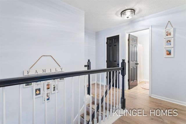 328 Boulder Drive, Norton Shores, MI 49441