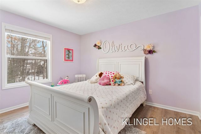 328 Boulder Drive, Norton Shores, MI 49441