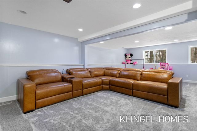 328 Boulder Drive, Norton Shores, MI 49441