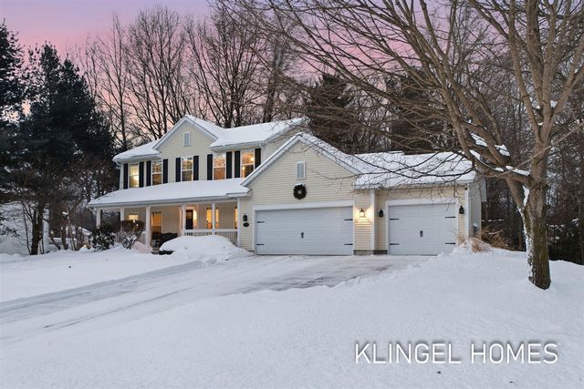 328 Boulder Drive, Norton Shores, MI 49441