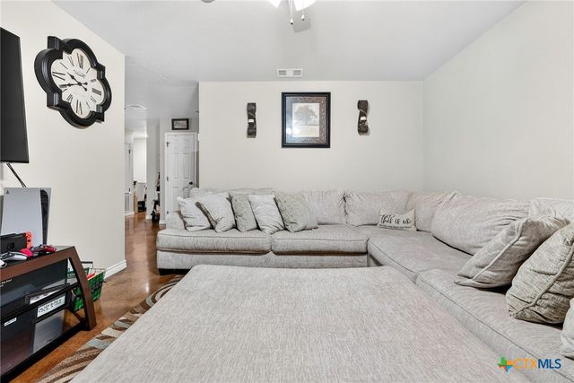 207 W Cardinal Lane, Harker Heights, TX 76548