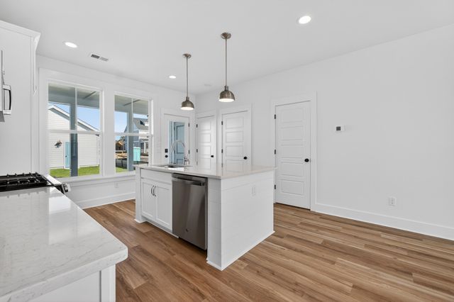 525 Ivy Green Lane, Summerville, SC 29486