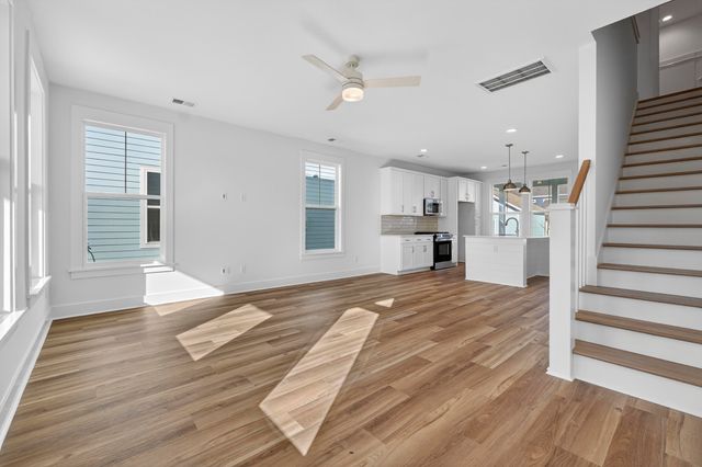 525 Ivy Green Lane, Summerville, SC 29486