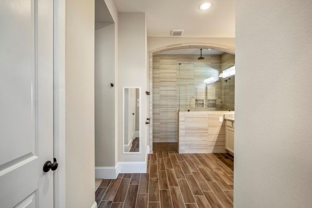 31210 Redwood Manor Court, Spring, TX 77386