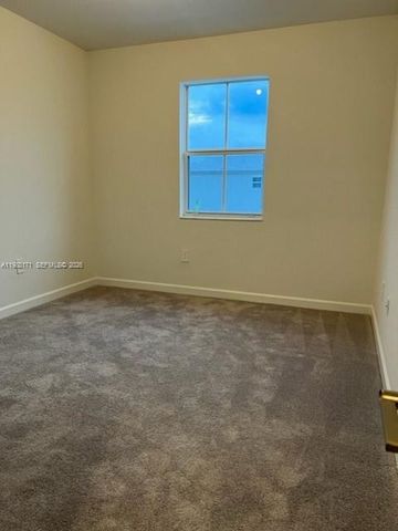 1041 SE 27th Ter 1041, Homestead, FL 33035