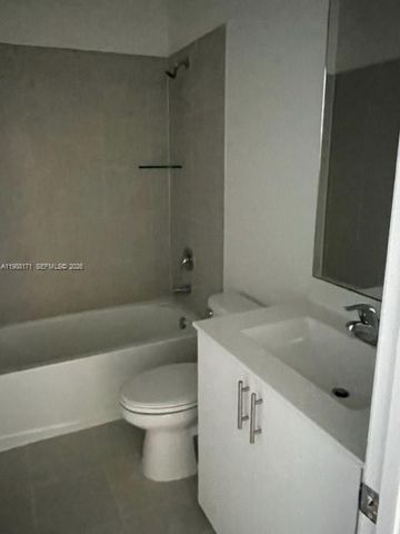 1041 SE 27th Ter 1041, Homestead, FL 33035