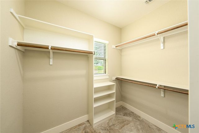 1260 County Road 361, La Vernia, TX 78121