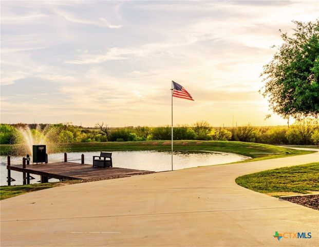 1260 County Road 361, La Vernia, TX 78121