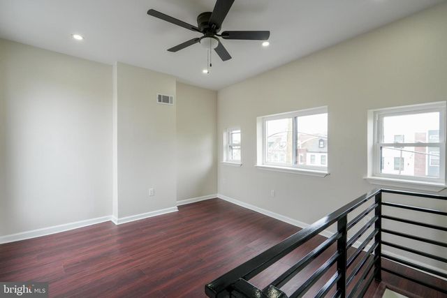 1236 E MOYAMENSING AVE, Philadelphia, PA 19147