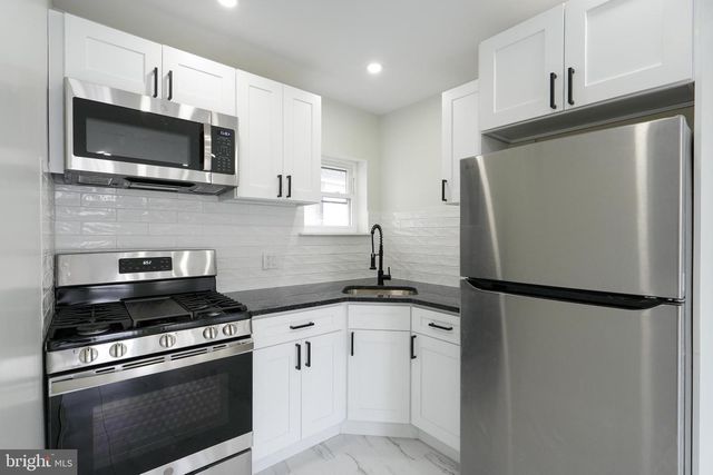 1236 E MOYAMENSING AVE, Philadelphia, PA 19147