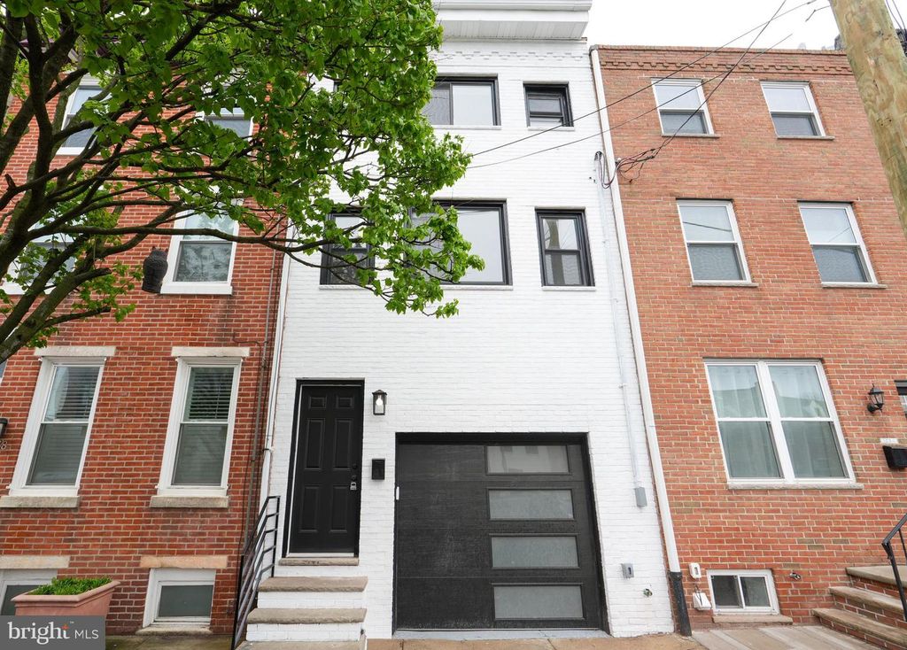 1236 E MOYAMENSING AVE, Philadelphia, PA 19147