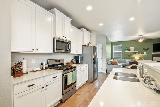 3246 Scotland Alley, Mount Vernon, WA 98273