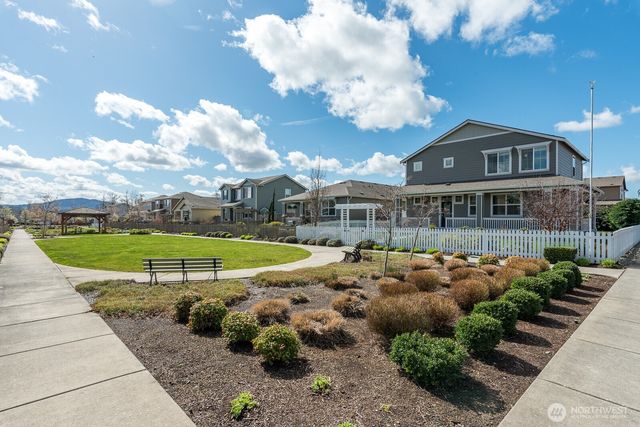 3246 Scotland Alley, Mount Vernon, WA 98273