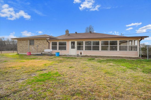 4633 Fm 36 N, Celeste, TX 75423