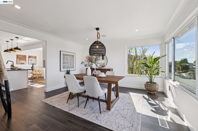 3009 BROADMOOR VIEW, Oakland, CA 94605