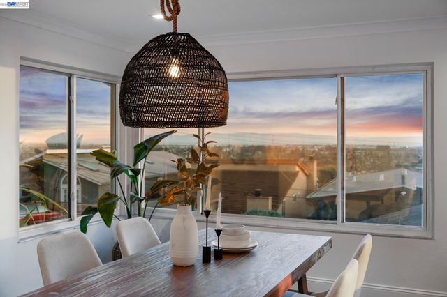 3009 BROADMOOR VIEW, Oakland, CA 94605