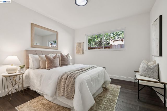 3009 BROADMOOR VIEW, Oakland, CA 94605