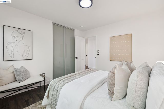 3009 BROADMOOR VIEW, Oakland, CA 94605