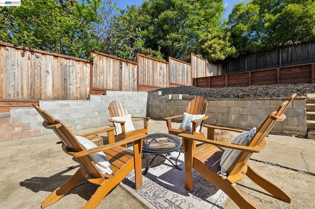 3009 BROADMOOR VIEW, Oakland, CA 94605