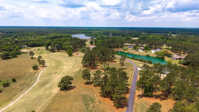 152 Plantation Drive, Manning, SC 29102